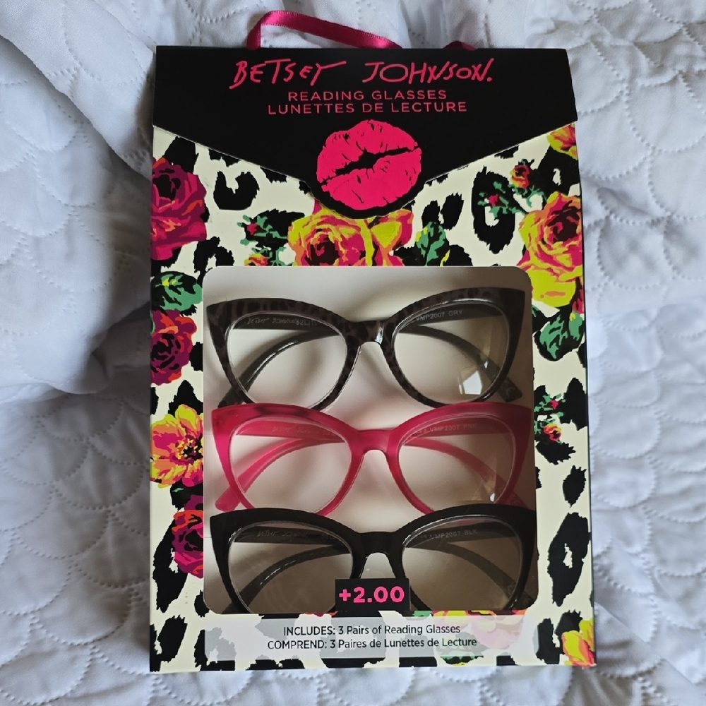 Betsey Johnson Women's 3-Pack Cat Eye Reading Glasses +2.00 NIB